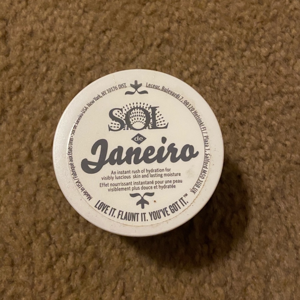 Brand new sealed sol de janiero cream